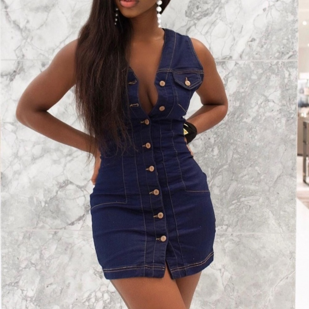 MUST SEE STUNNING IMPORTED STRETCH DENIM DRESS - Picture 2 of 8